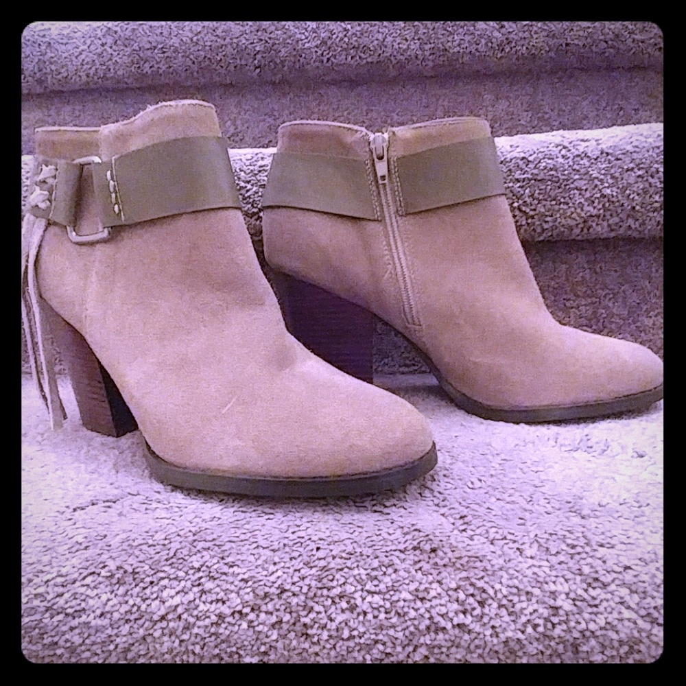 NWT Kensie Women's Leather Ankle Boots